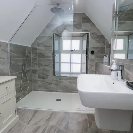 דירה Raise View House אמבלסייד