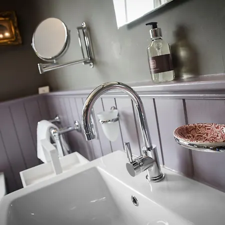 Raise View House דירה